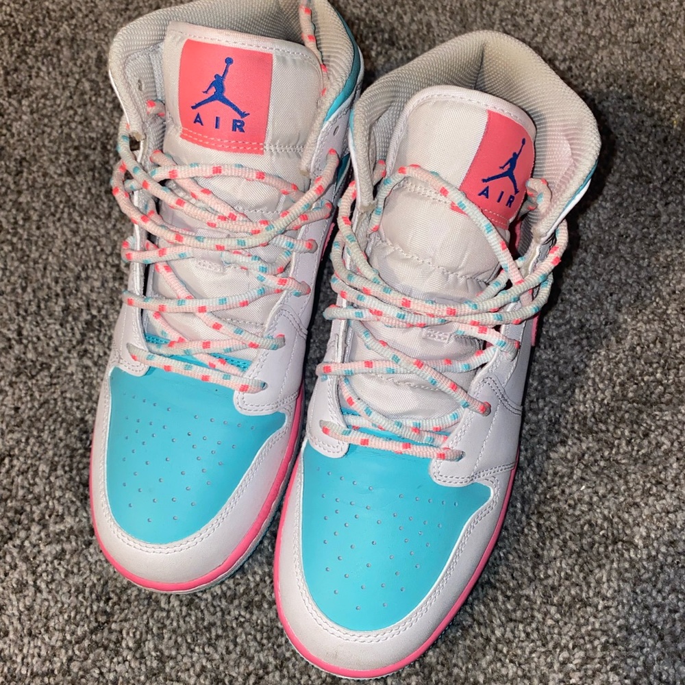 Nike shoes